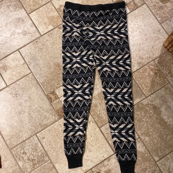 Black soft pants - Picture 2 of 3